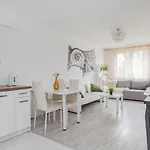 Shortstaypoland Aleje Jerozolimskie דירה