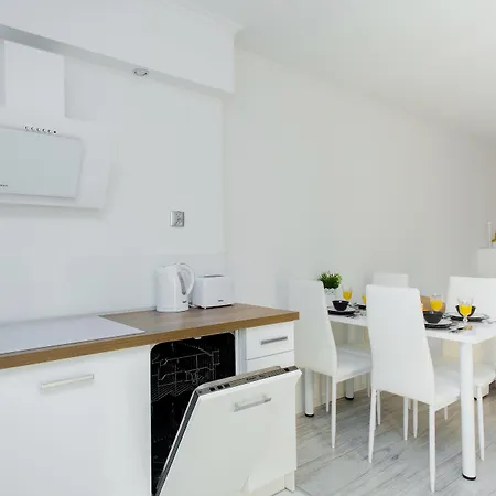 Shortstaypoland Aleje Jerozolimskie Apartamento Varsóvia
