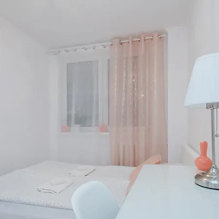 Apartment Shortstaypoland Aleje Jerozolimskie